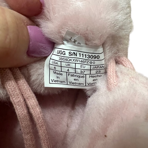 UGG Alana Wool Collar Ankle Sheepskin Boots in Pink Size 6 - Picture 7 of 7